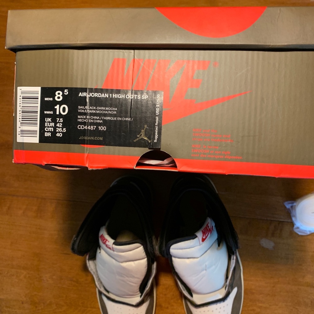 Travis Scott jordan 1 - Picture 9 of 11